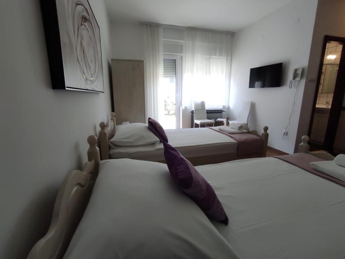 Hotel Roko Kaštela Kültér fotó